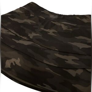 Athleta Girl camo luxe swing skort, girls size XXL or 16. Tennis skirt shorts
